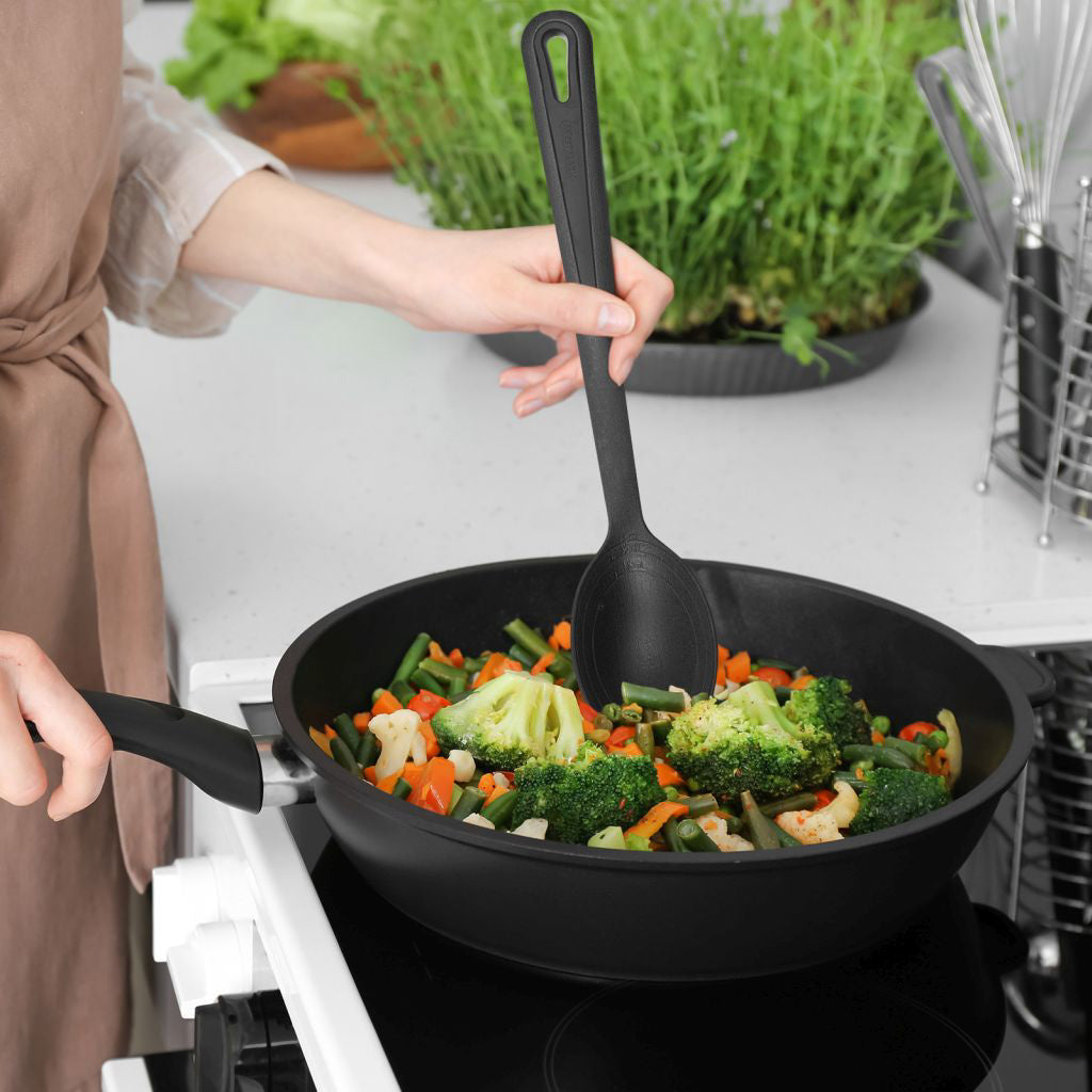 Cuchara para Verdura con Cuchara Ovalada Gentle Plus Pioliamida Negro Westmark