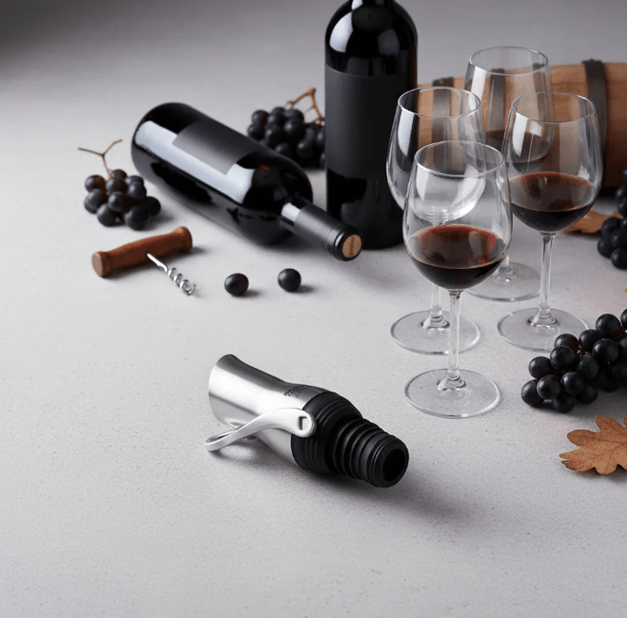 VERTEDOR CON MECANISMO TAPONADOR - WESTMARK - shop_name