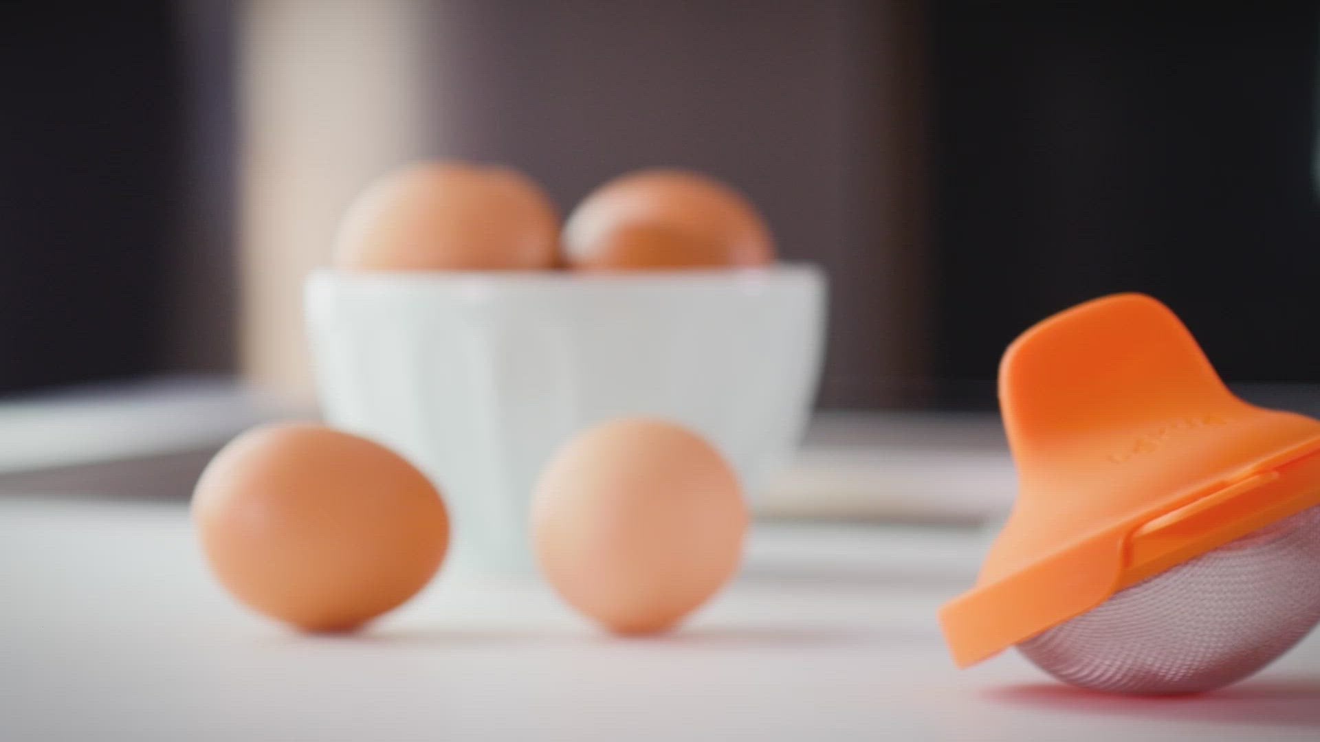 Cargar vídeo: huevos benedict, escalfador huevos, huevos benedictos, benedicts huevos, eggs benedict, eggs poncher, eggs, huevos, huevos escalfados