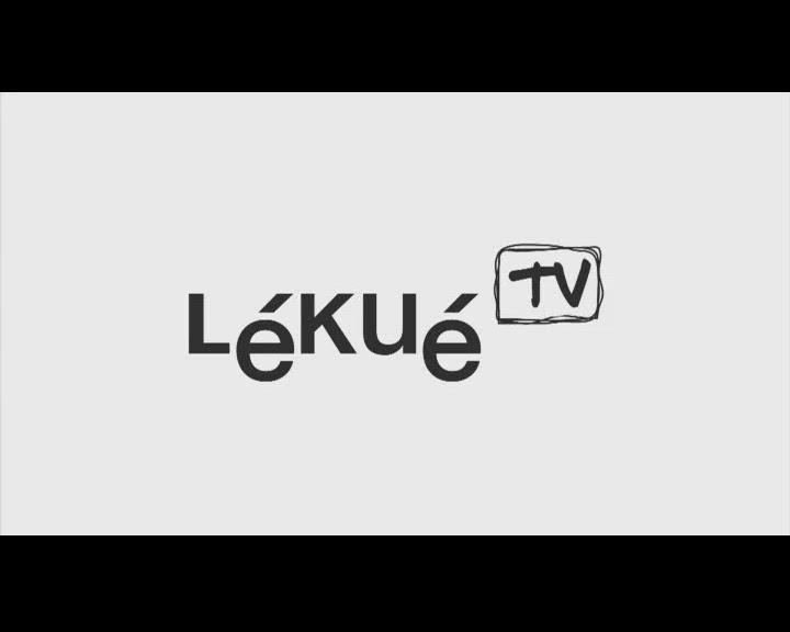 Cargar vídeo: molde cocinar huevo lekue, microondas, molde huevo, molde coccion huevo, molde cuadrado coccion huevo, molde silicona huevo, molde cocedor huevo microondas, molde huevo duro, huevo, cocinar huevo en el microondas