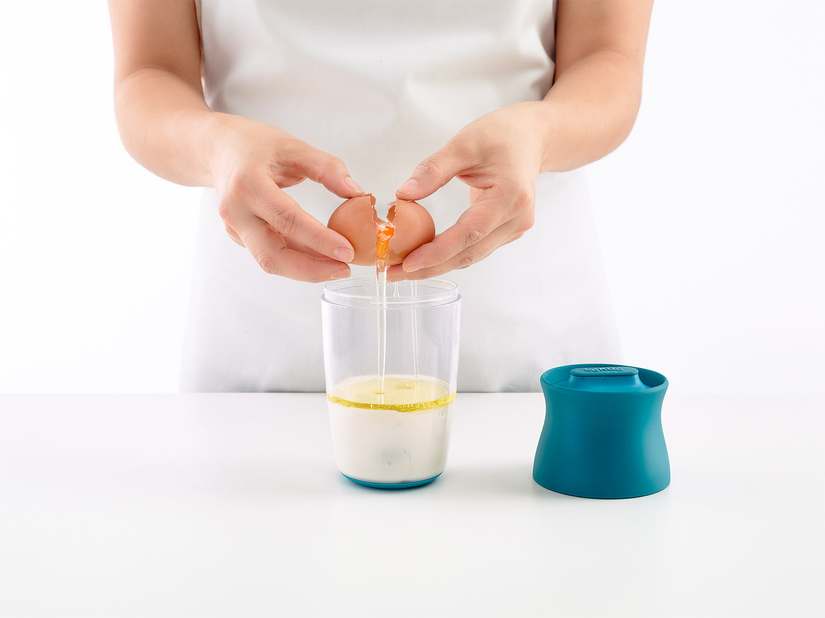 silicon mezclador hot cakes, mezclador masa, mezclador hot cakes, mezclador masa hot cakez, shaker masa, shaker masa hot cakes, mezclador, mezclador rojo, mezclador rojo lekue